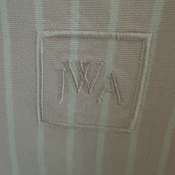 JW Anderson x Uniqlo pink striped boxy oxford shirt - Picture 4 of 5